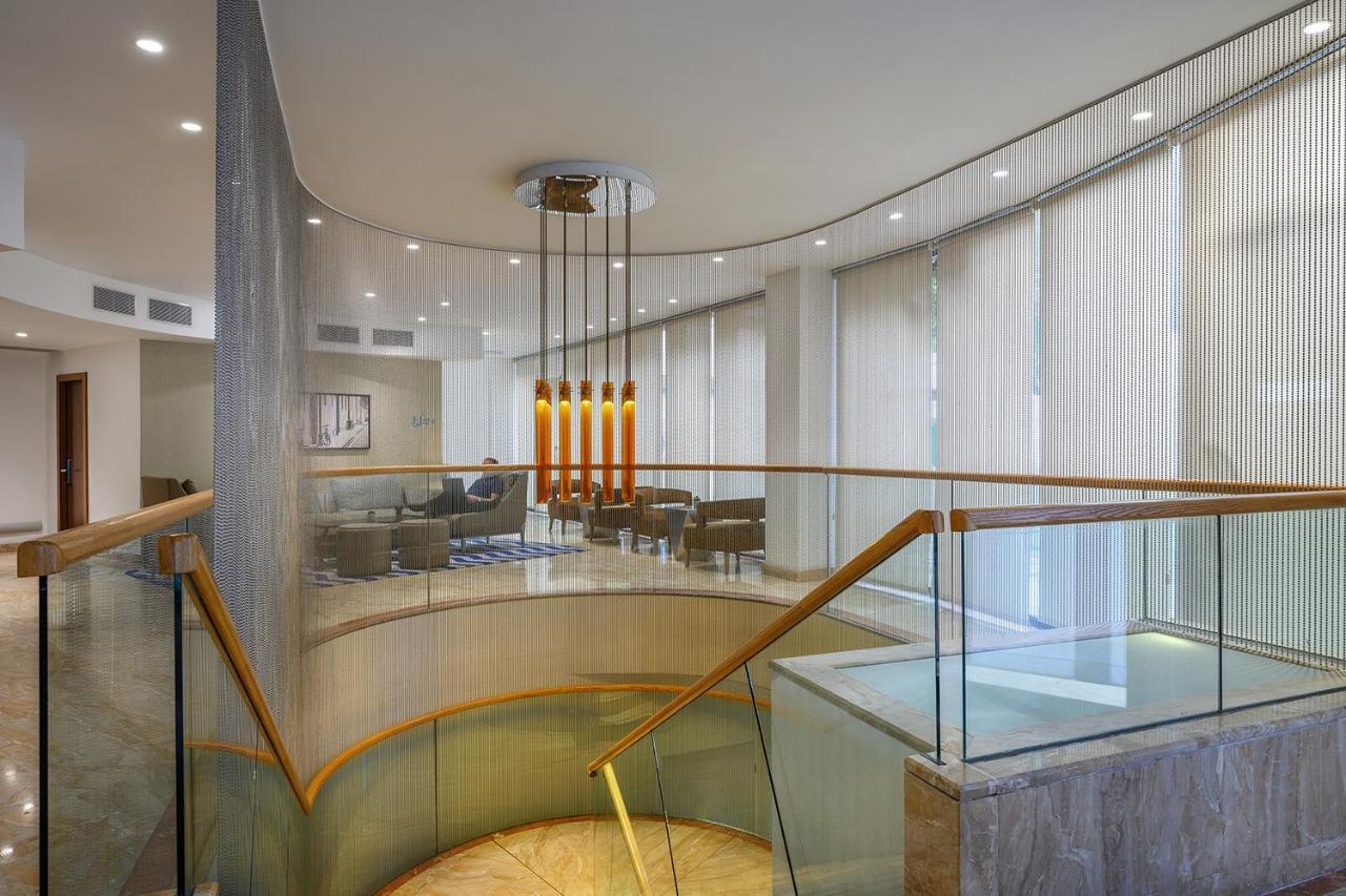 Sea Tower By Isrotel Design 텔아비브 외부 사진